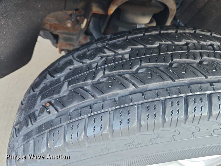 image for item EO4817 2016 Chevrolet Silverado 1500 Crew Cab pickup truck