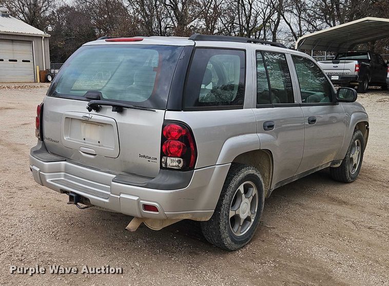image for item EO4821 2007 Chevrolet Trail Blazer SUV