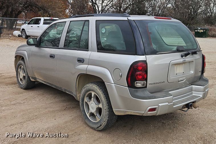 image for item EO4821 2007 Chevrolet Trail Blazer SUV