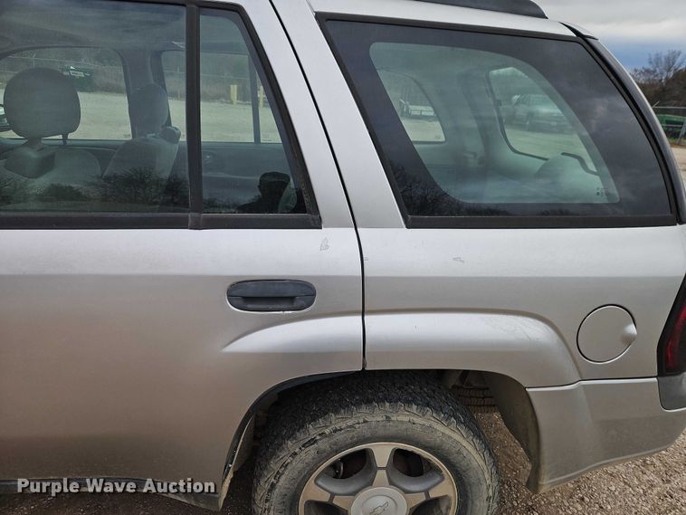 image for item EO4821 2007 Chevrolet Trail Blazer SUV