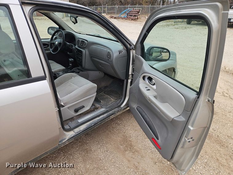 image for item EO4821 2007 Chevrolet Trail Blazer SUV