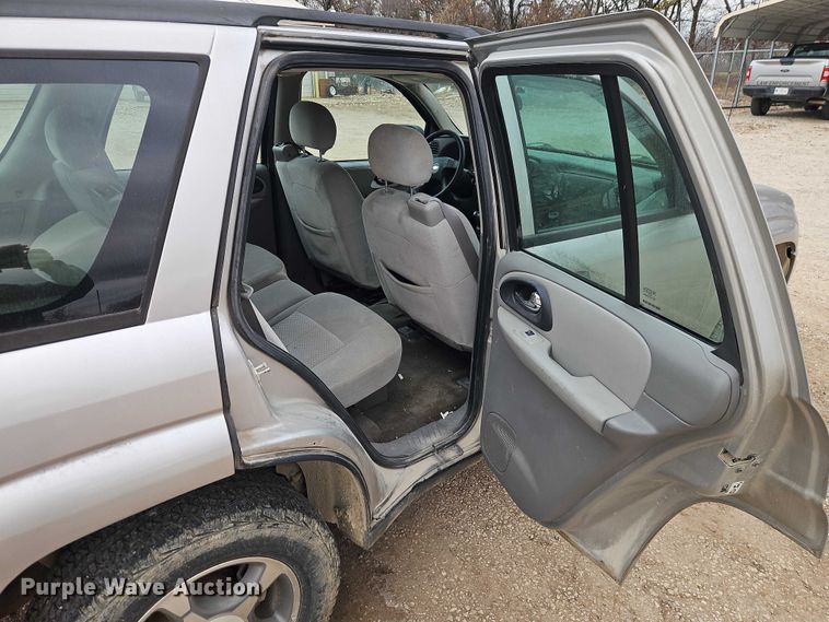 image for item EO4821 2007 Chevrolet Trail Blazer SUV