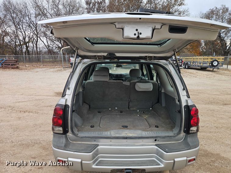 image for item EO4821 2007 Chevrolet Trail Blazer SUV