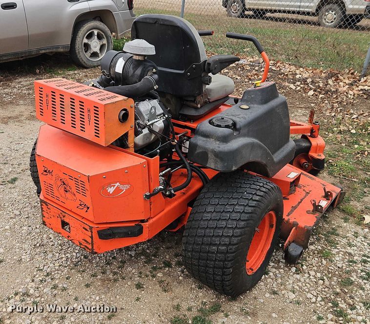 image for item EO4823 Bad Boy 7200 ZTR lawn mower