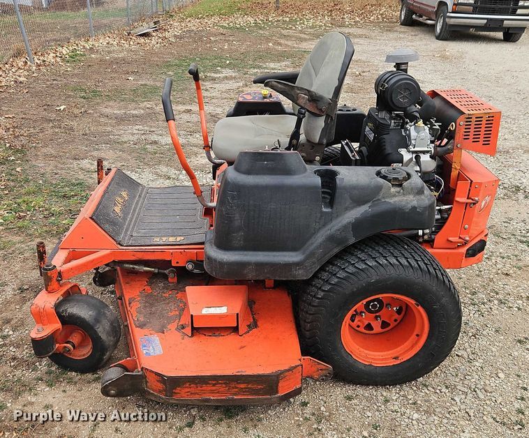 image for item EO4823 Bad Boy 7200 ZTR lawn mower