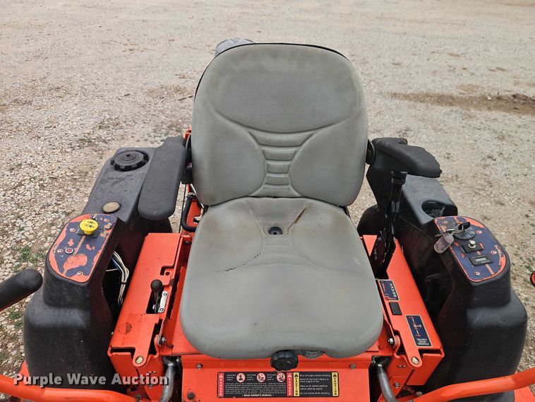 image for item EO4823 Bad Boy 7200 ZTR lawn mower