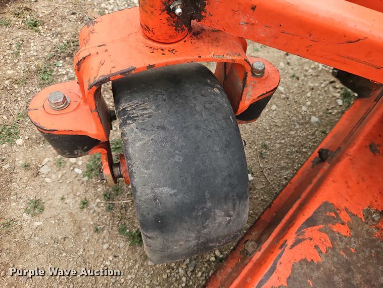 image for item EO4823 Bad Boy 7200 ZTR lawn mower