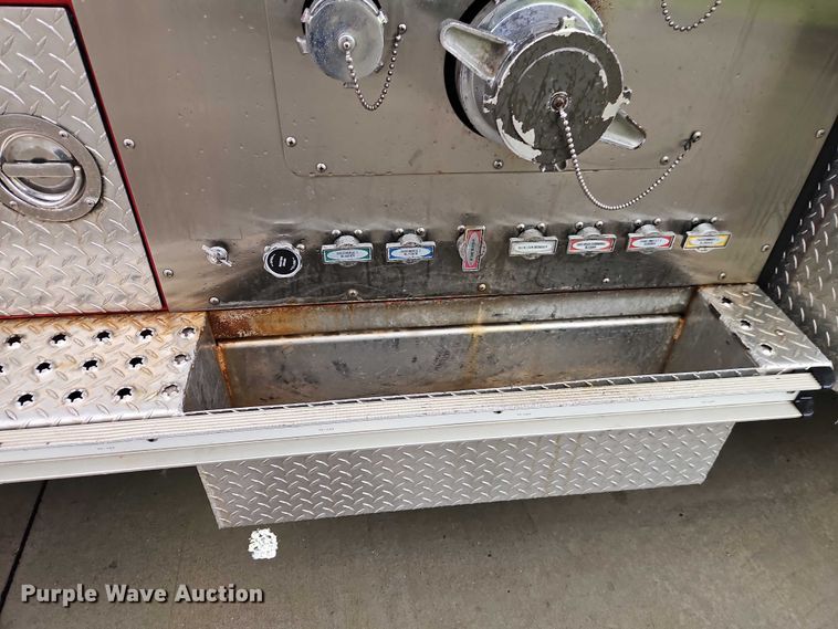 image for item EO4857 2001 Spartan Advantage pumper fire truck