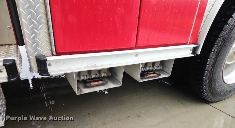 image for item EO4857 2001 Spartan Advantage pumper fire truck