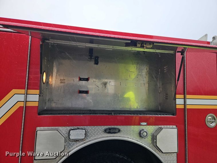 image for item EO4857 2001 Spartan Advantage pumper fire truck