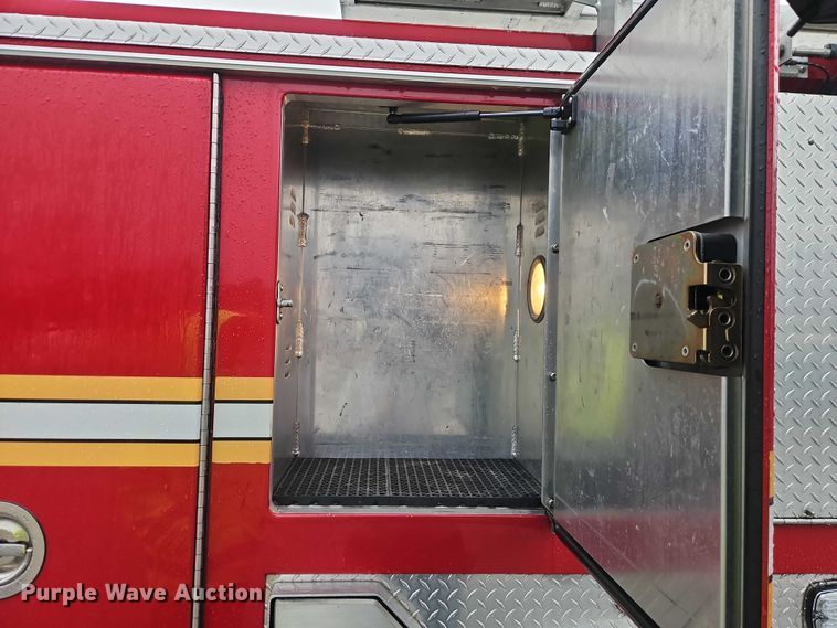 image for item EO4857 2001 Spartan Advantage pumper fire truck