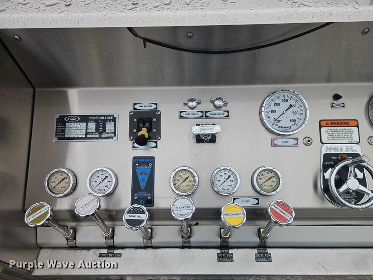 image for item EO4857 2001 Spartan Advantage pumper fire truck