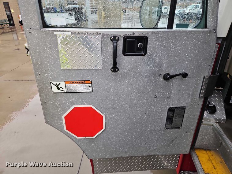 image for item EO4857 2001 Spartan Advantage pumper fire truck