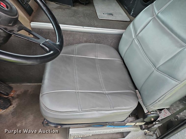 image for item EO4857 2001 Spartan Advantage pumper fire truck