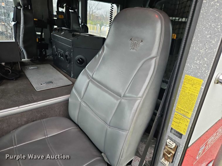 image for item EO4857 2001 Spartan Advantage pumper fire truck