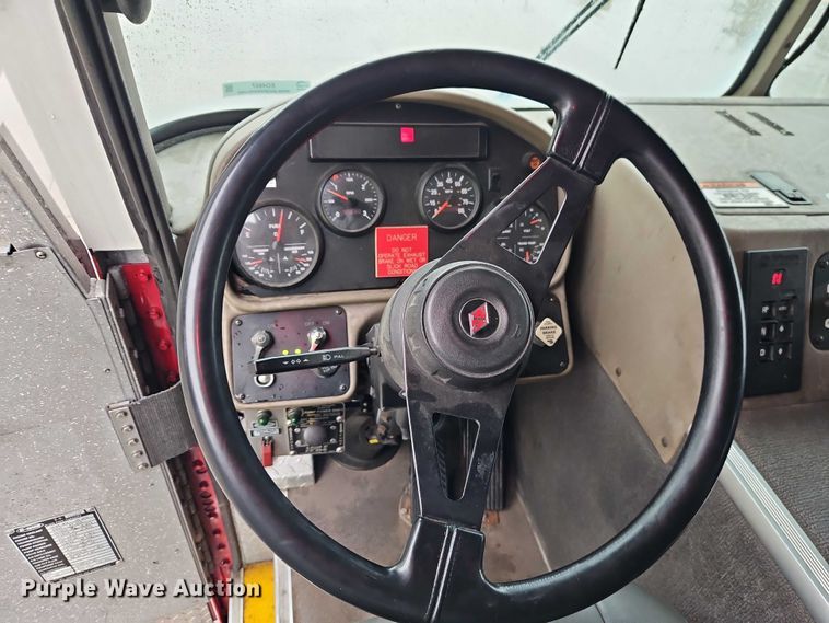 image for item EO4857 2001 Spartan Advantage pumper fire truck