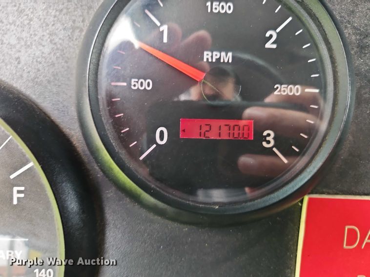 image for item EO4857 2001 Spartan Advantage pumper fire truck