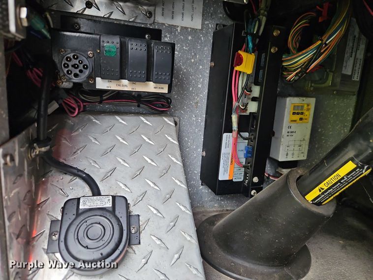 image for item EO4857 2001 Spartan Advantage pumper fire truck