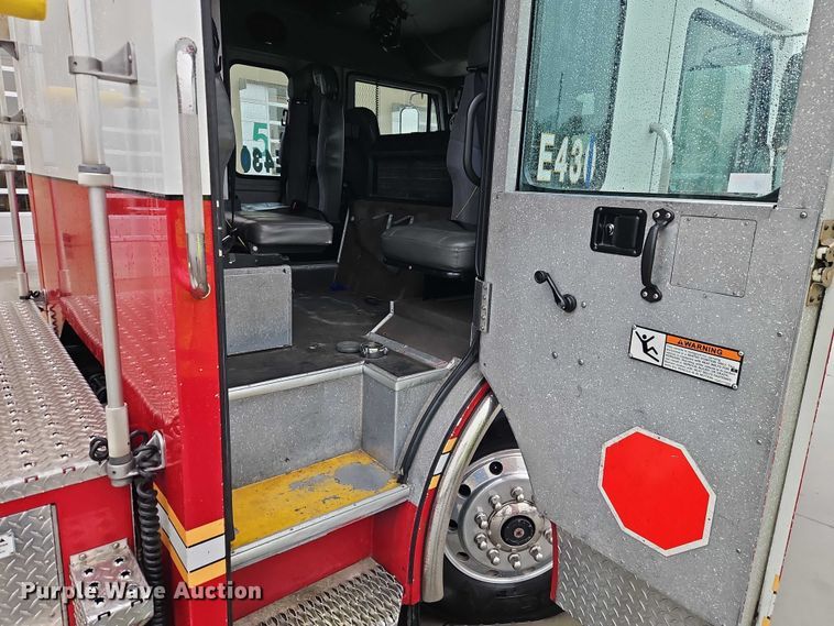 image for item EO4857 2001 Spartan Advantage pumper fire truck