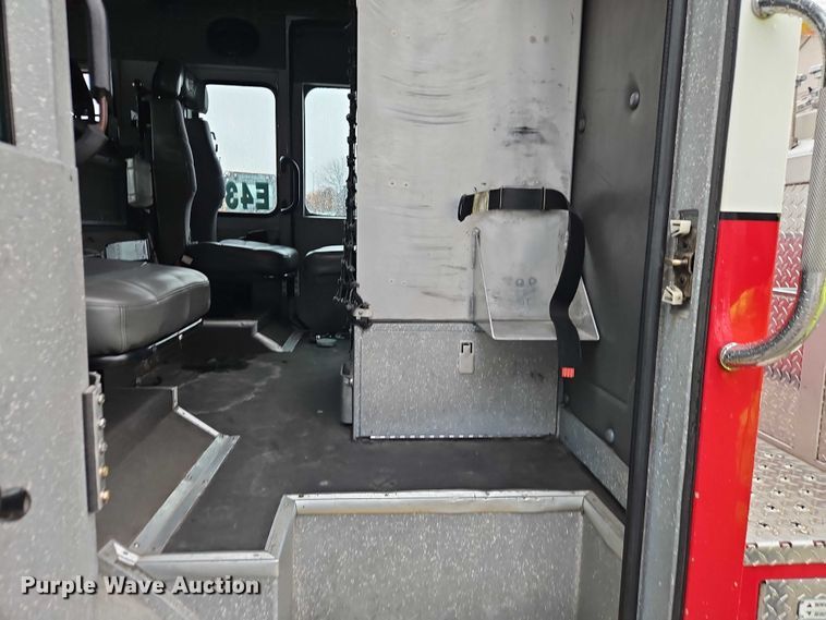 image for item EO4857 2001 Spartan Advantage pumper fire truck