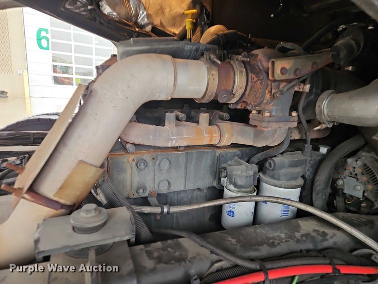 image for item EO4857 2001 Spartan Advantage pumper fire truck