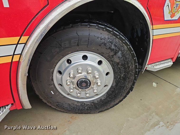 image for item EO4857 2001 Spartan Advantage pumper fire truck