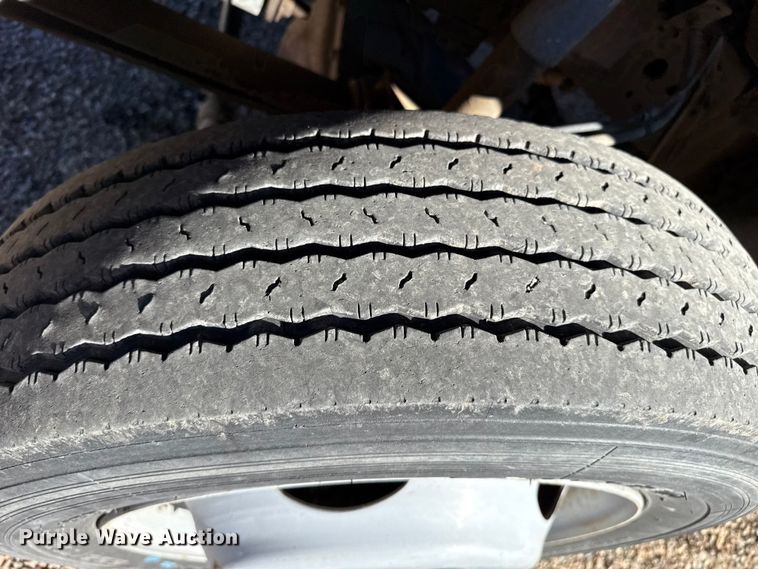 image for item EP2519 1999 Ford F450 bucket truck