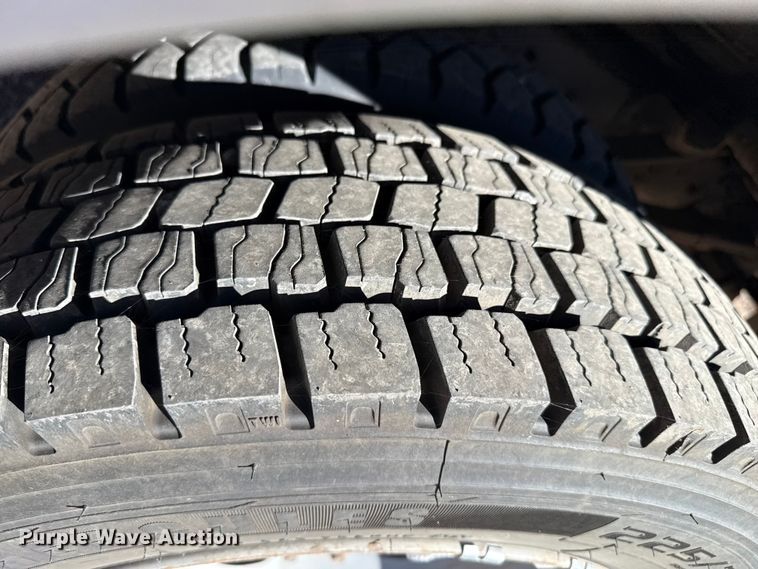 image for item EP2519 1999 Ford F450 bucket truck