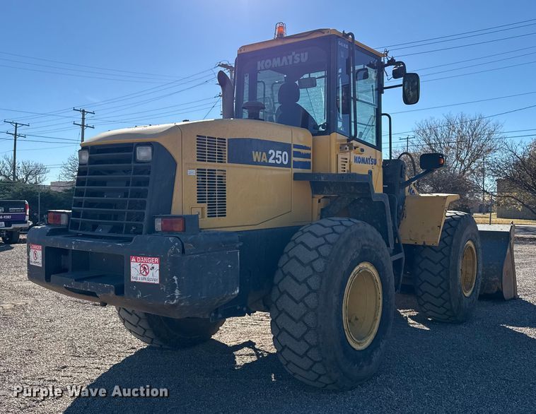 CARGADOR FRONTAL 2006 KOMATSU WA2505L