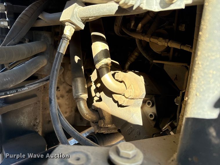 image for item EP2520 2006 Komatsu WA250-5L wheel loader