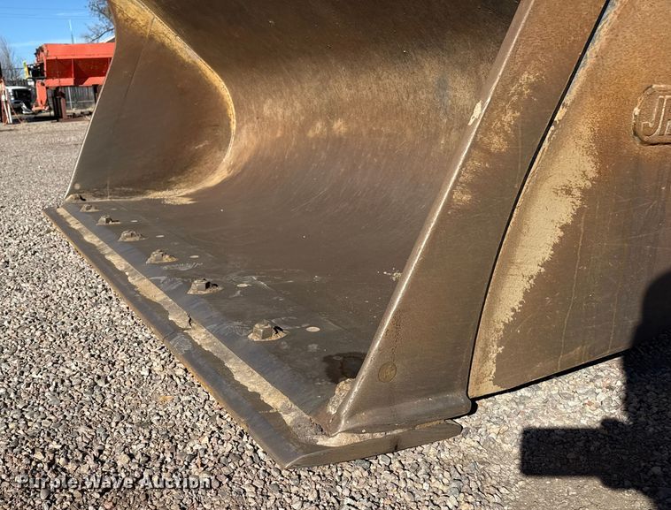 image for item EP2520 2006 Komatsu WA250-5L wheel loader