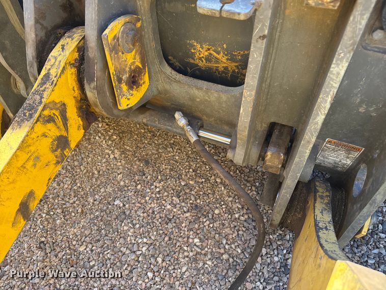 image for item EP2520 2006 Komatsu WA250-5L wheel loader
