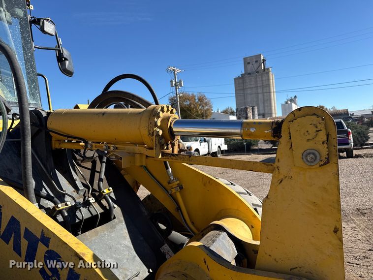 image for item EP2520 2006 Komatsu WA250-5L wheel loader