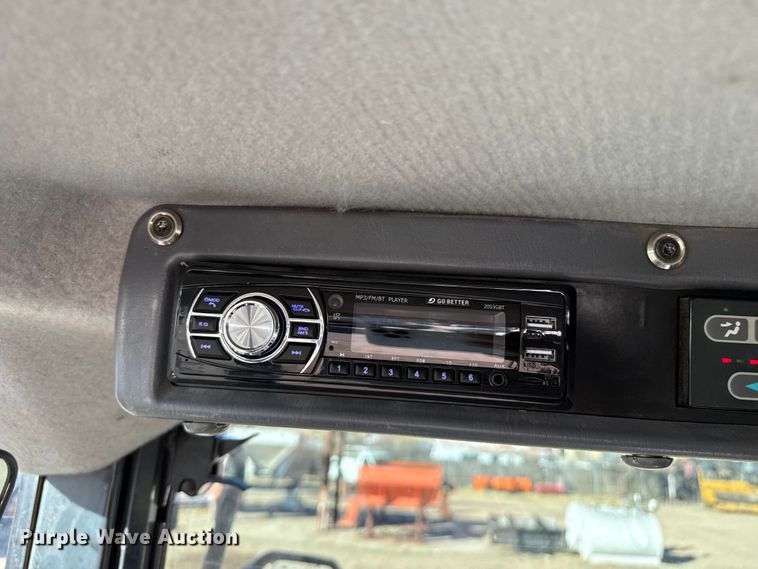 image for item EP2520 2006 Komatsu WA250-5L wheel loader