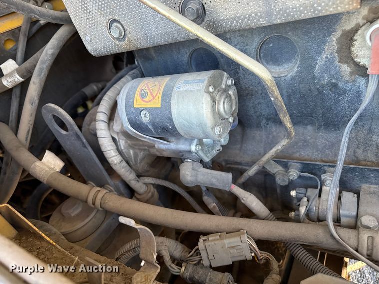 image for item EP2520 2006 Komatsu WA250-5L wheel loader