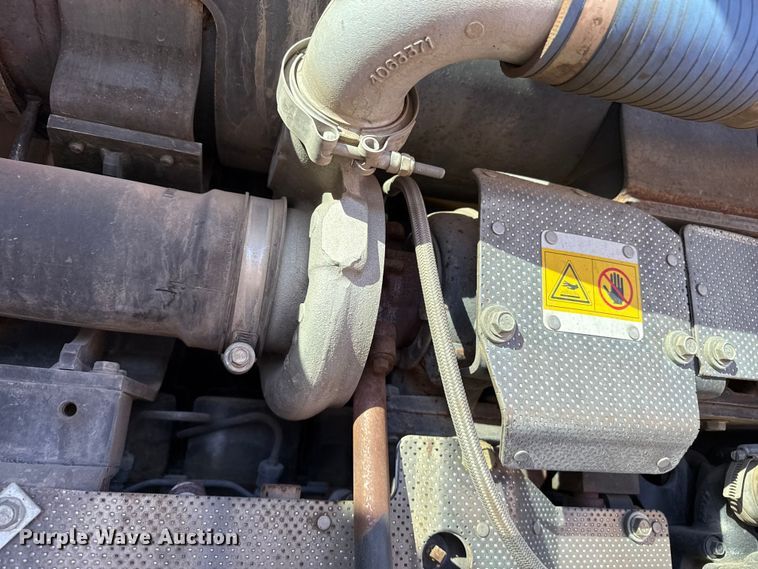 image for item EP2520 2006 Komatsu WA250-5L wheel loader