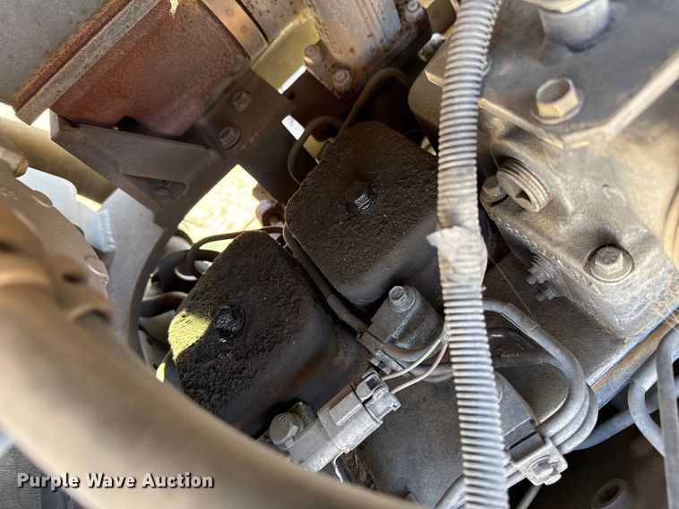 image for item EP2520 2006 Komatsu WA250-5L wheel loader