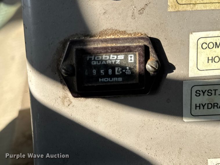 image for item ER0269 1998 GMC Sierra C3500 bucket truck