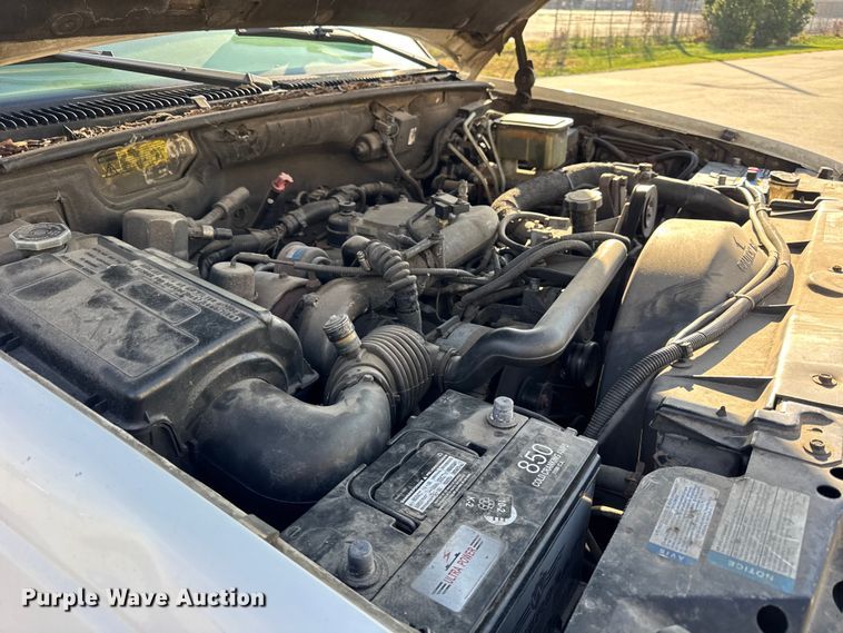 image for item ER0269 1998 GMC Sierra C3500 bucket truck