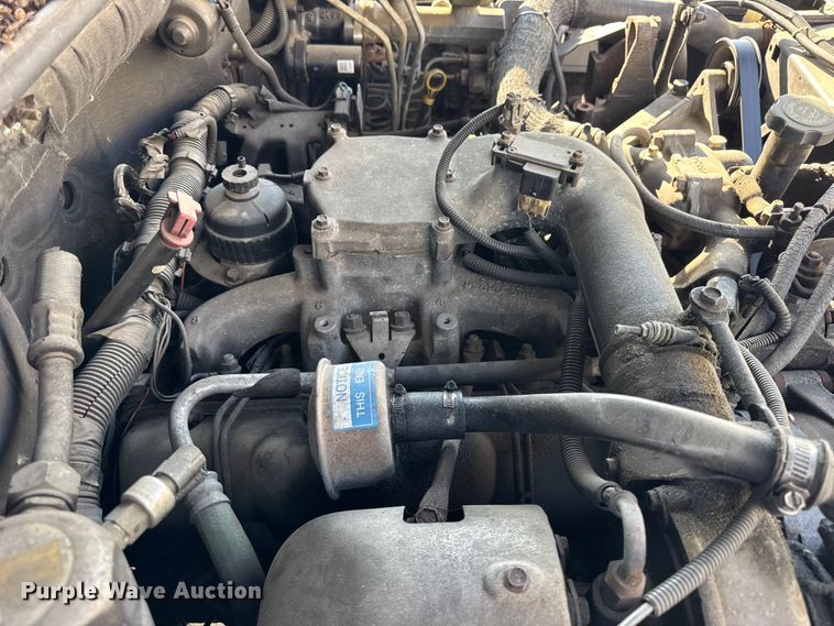 image for item ER0269 1998 GMC Sierra C3500 bucket truck