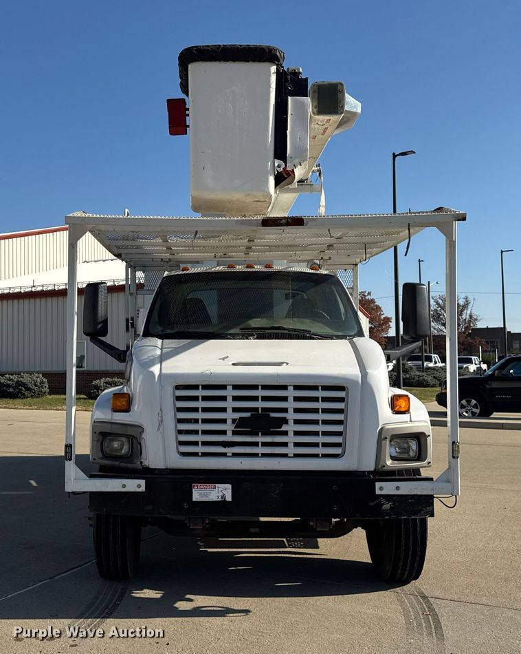 CAMIóN CON CANASTILLA 2003 CHEVROLET TEREX