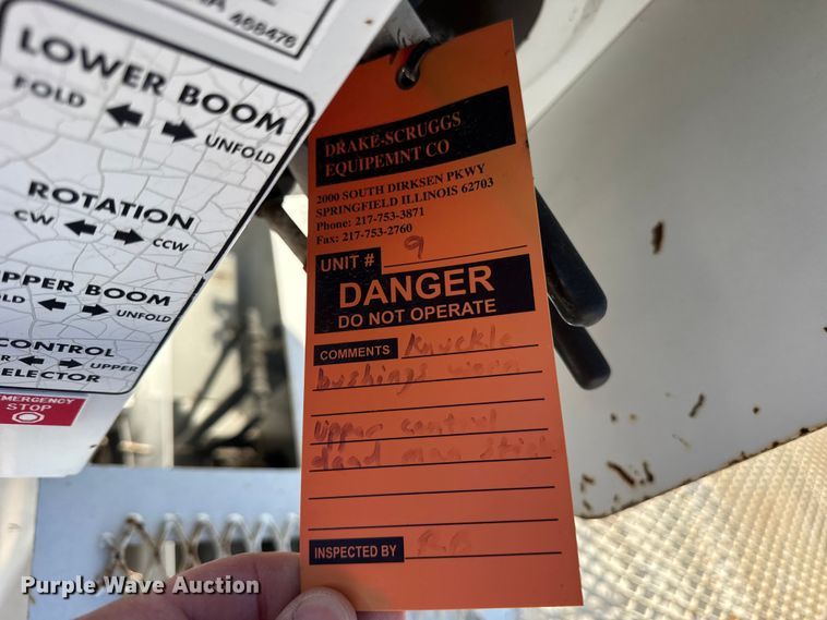 image for item ER0270 2003 Chevrolet C7500 forestry bucket truck