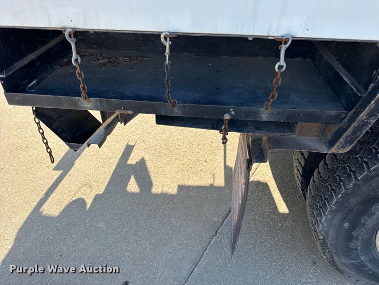 image for item ER0270 2003 Chevrolet C7500 forestry bucket truck