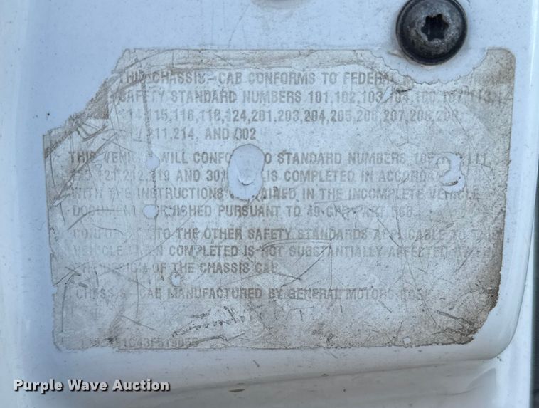 image for item ER0270 2003 Chevrolet C7500 forestry bucket truck