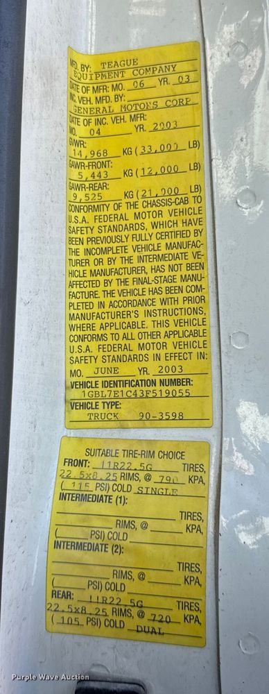 image for item ER0270 2003 Chevrolet C7500 forestry bucket truck