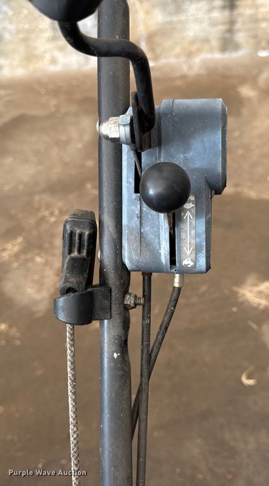 image for item ER0272 (3) Lawn Boy 22240 push mowers