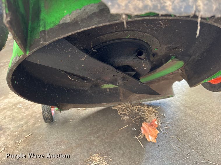 image for item ER0272 (3) Lawn Boy 22240 push mowers