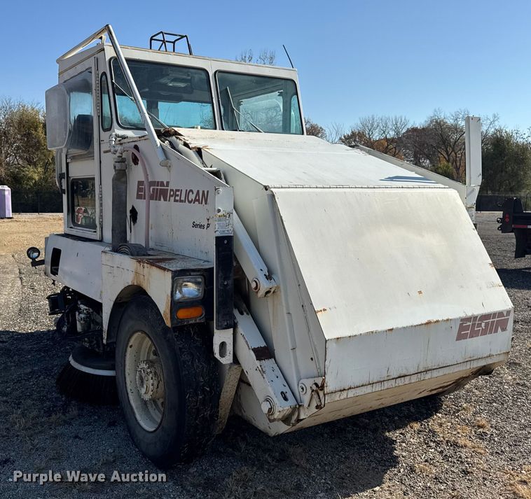 image for item ER0273 Elgin Pelican street sweeper