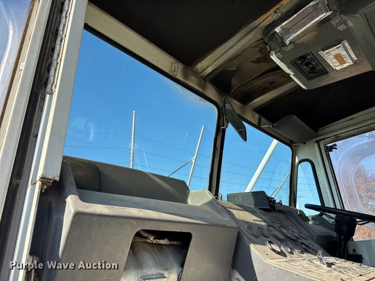 image for item ER0273 Elgin Pelican street sweeper