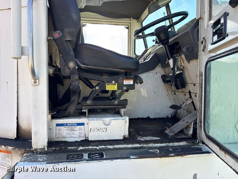 image for item ER0273 Elgin Pelican street sweeper